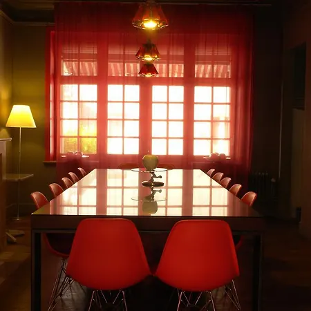 Monty Small Design Hotel 2*